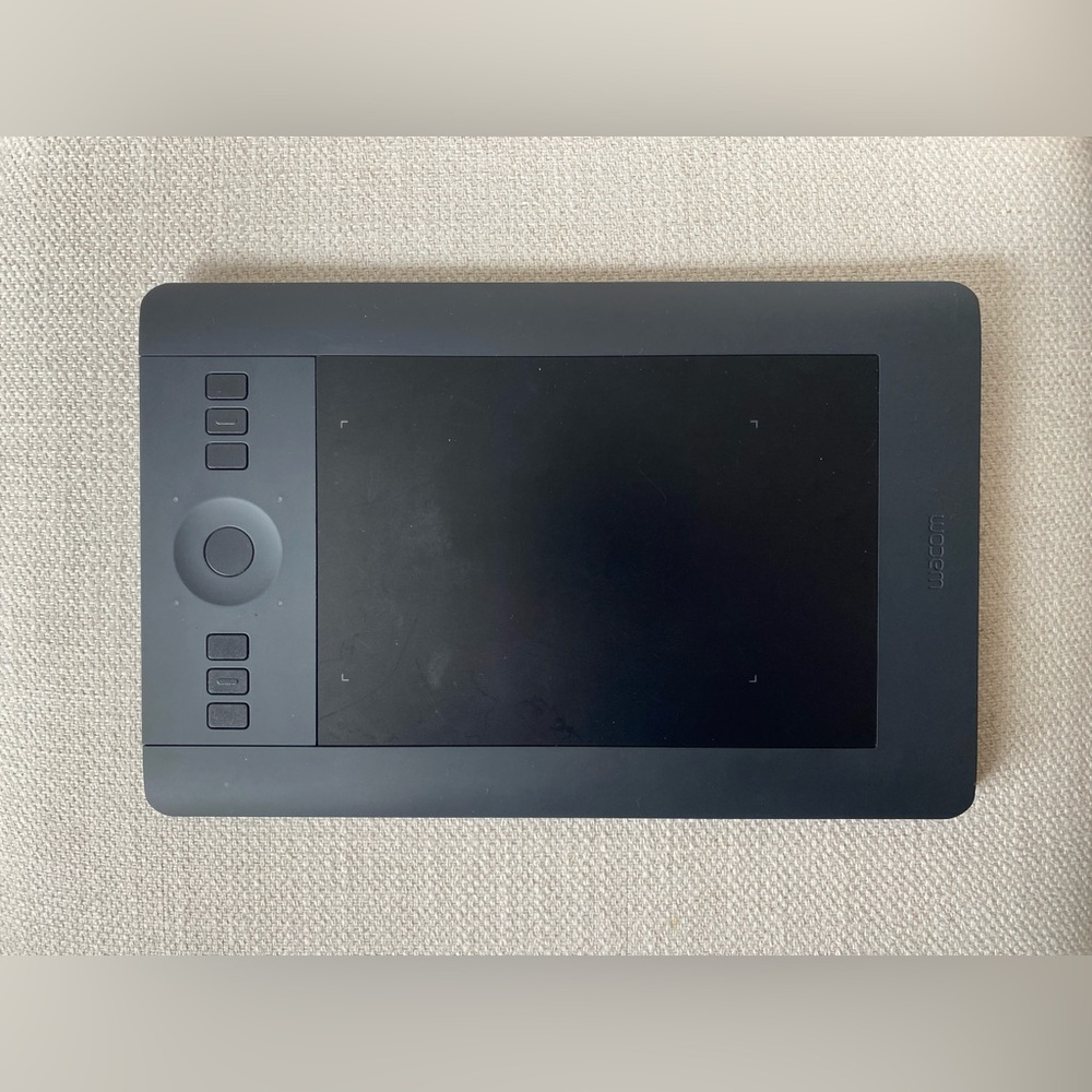 Wacom Intuos Pro Small PTH-451